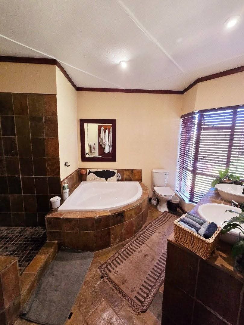 4 Bedroom Property for Sale in Doringkruin North West